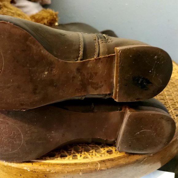 Tory Burch Sofia Tan Leather Riding Boots 8 - Picture 5 of 7